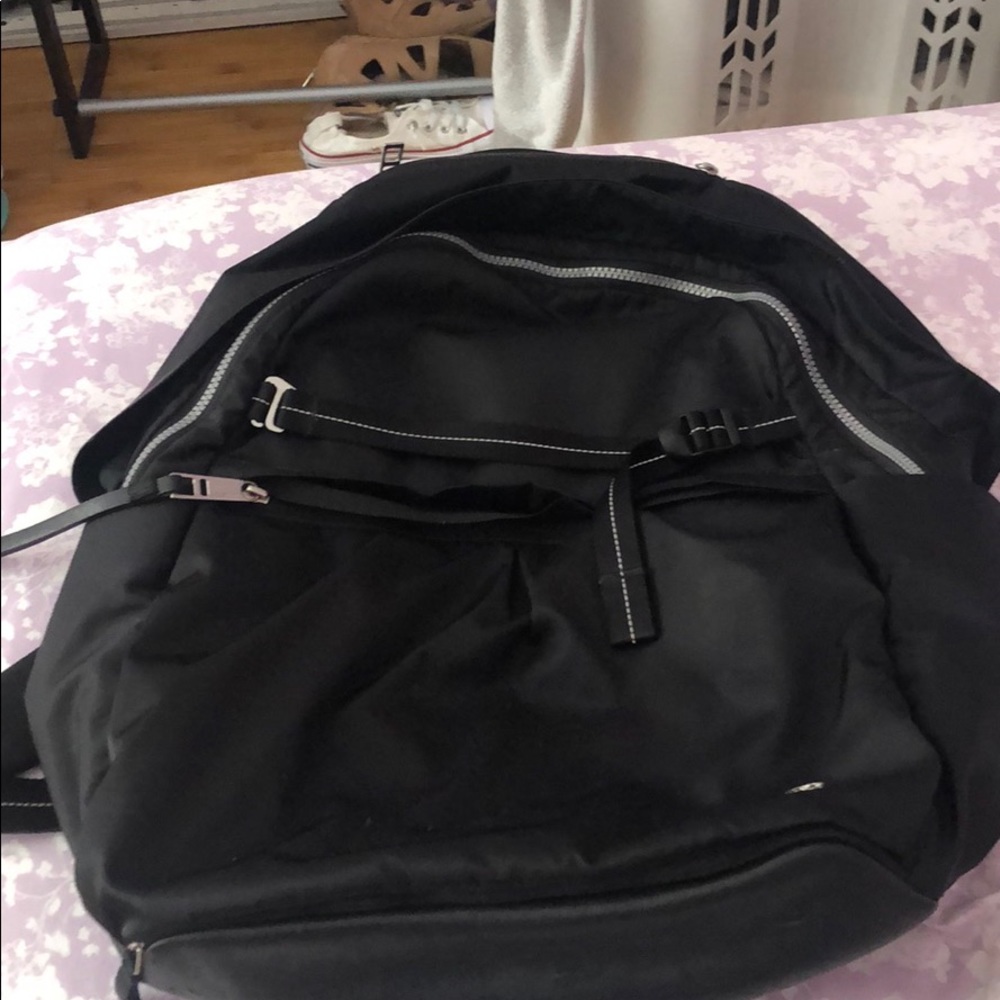 Lululemon Backpack - Picture 5 of 5